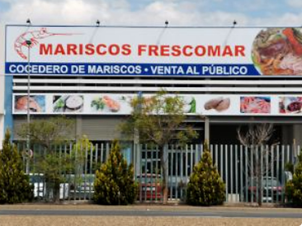 Interior de la tienda Frescomar de Mairena del Aljarafe